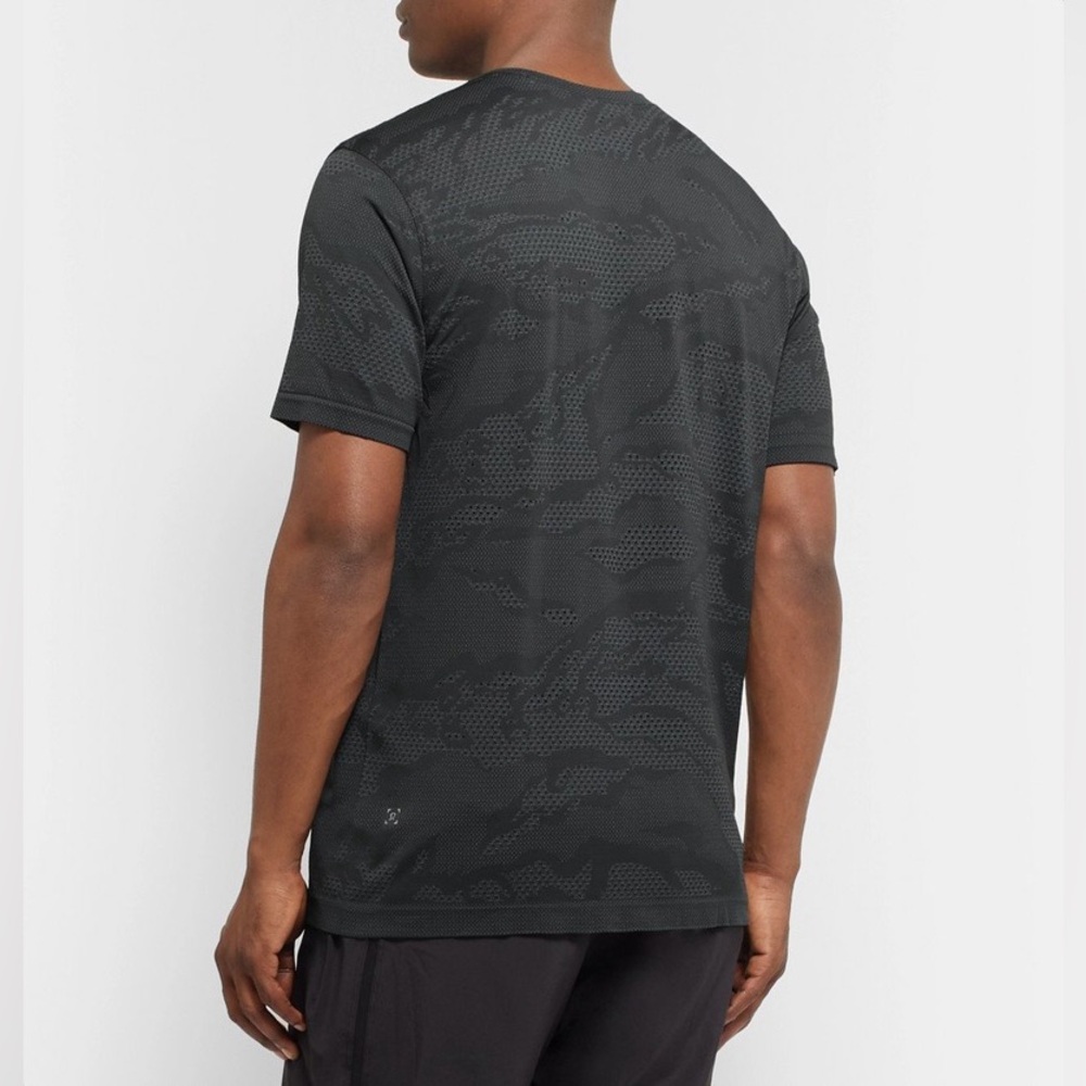 Lululemon - Metal Vent Breathe Short Sleeve - Asphalt Grey/Obsidian Camo